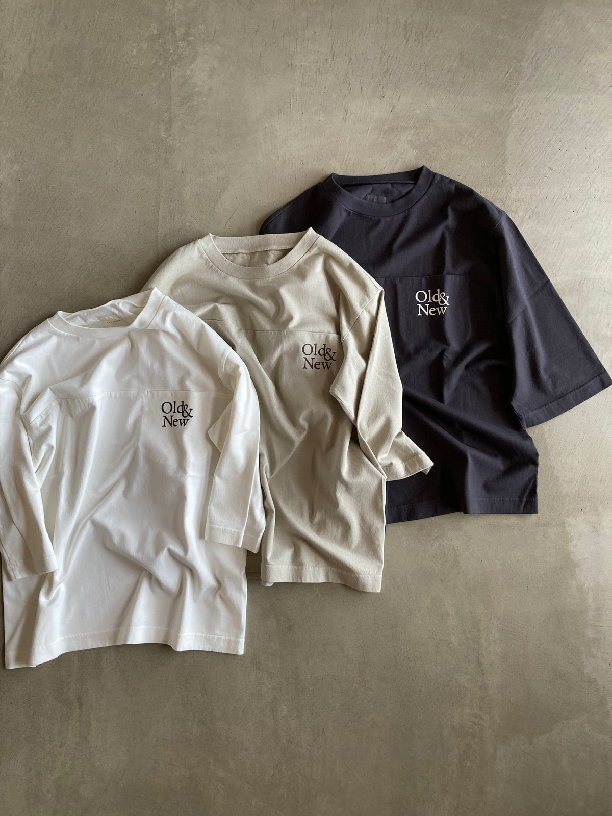 大幅値下げ！TOUJOURS トゥジュー　ベージュグレー 　ブランケットポンチョ 974W3670TAUF_1600x.jpg?v=