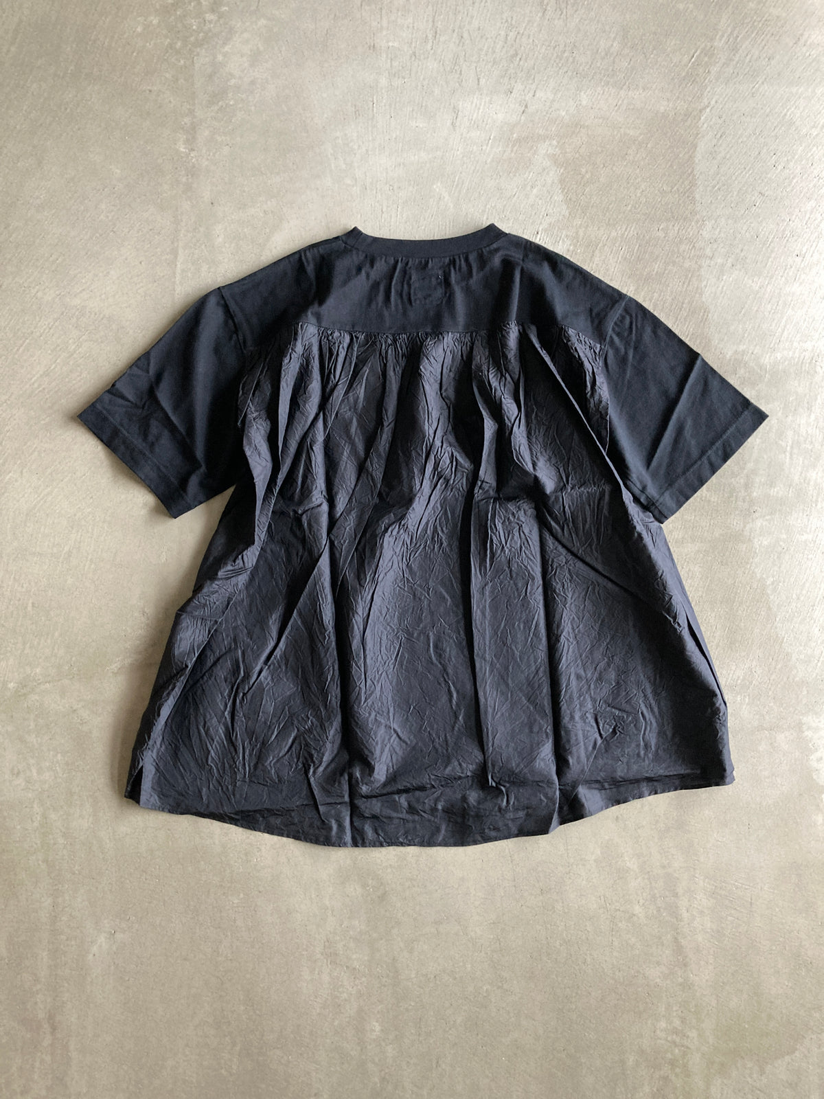 TOUJOURS – 日々と旅 hutte